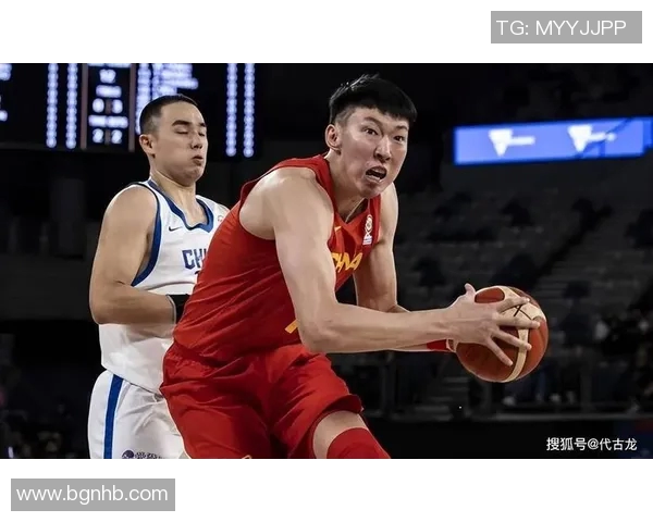 秘鲁足球明星库比的辉煌历程与对国家队的贡献分析