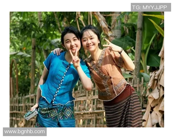 足球明星背后的女粉丝故事与她们的热爱与追逐